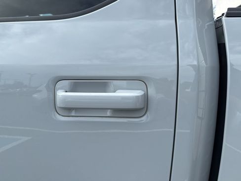 Used 2017 Ford F150 Raptor w/ Equipment Group 802A Luxury image 11