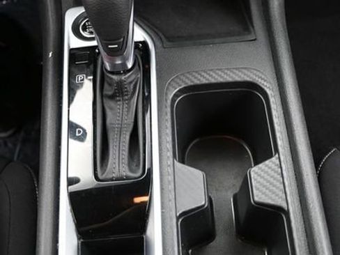 Used 2024 Nissan Sentra SV image 18