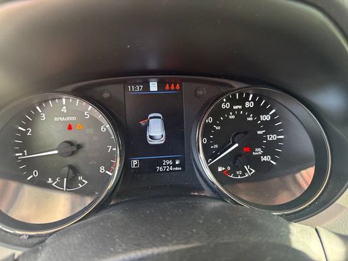 Used 2020 Nissan Rogue Sport SL FWD image 5