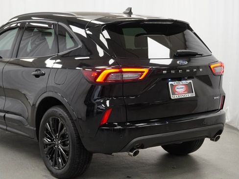 Used 2023 Ford Escape ST-Line Elite w/ Premium Technology Package image 15