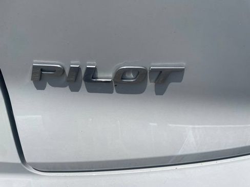 Used 2021 Honda Pilot Elite image 14
