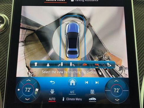 Used 2023 Mercedes-Benz C 43 AMG 4MATIC Sedan image 25