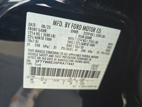 Used 2023 Ford Maverick Lariat w/ Lariat Luxury Package image 40