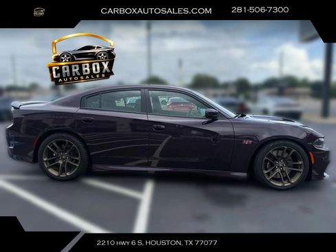 Used 2021 Dodge Charger Scat Pack w/ Dynamics Package RWD image 6