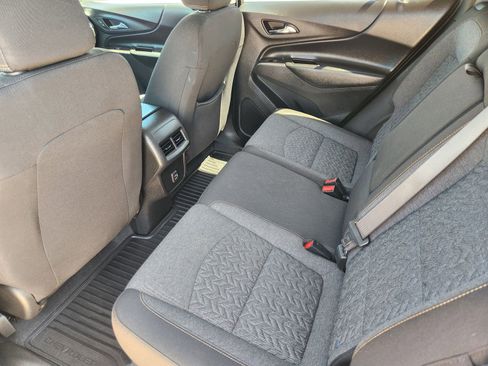 Used 2022 Chevrolet Equinox LT image 30