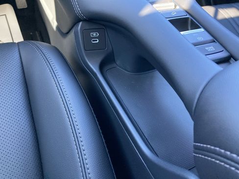 New 2026 Honda HR-V EX-L image 29