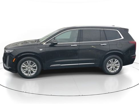 Certified 2023 Cadillac XT6 Luxury image 2
