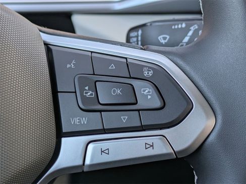 New 2026 Volkswagen Taos SEL image 36