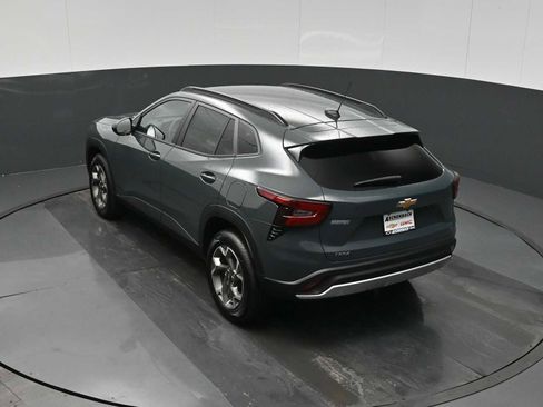 New 2026 Chevrolet Trax LT image 31