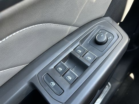 Certified 2023 Volkswagen Atlas SE image 20