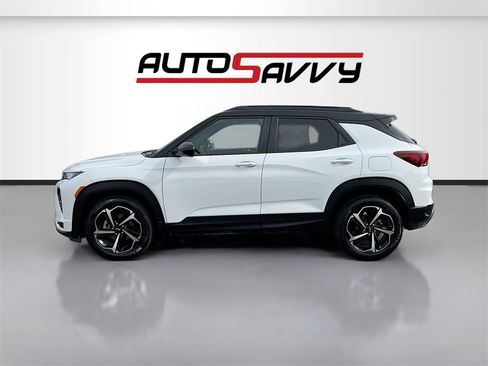 Used 2021 Chevrolet TrailBlazer RS w/ Technology Package image 4