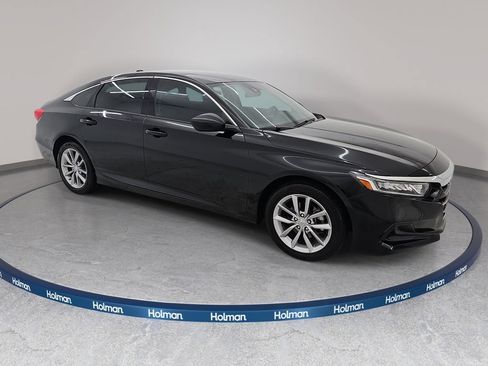 Used 2022 Honda Accord LX image 4