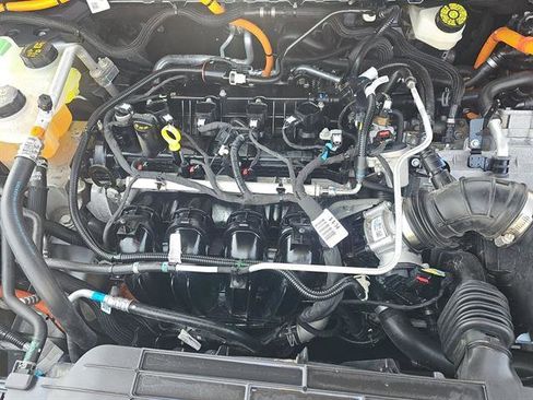 Certified 2022 Ford Escape Titanium w/ Class II Trailer Tow Package image 20