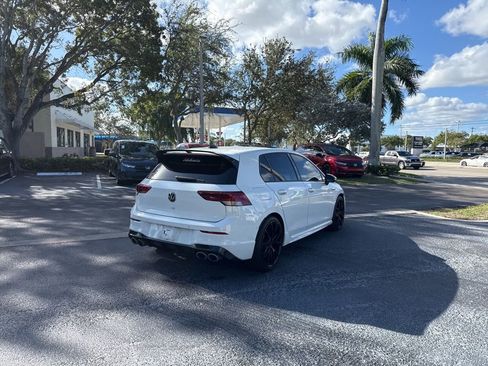 Used 2023 Volkswagen Golf R image 7