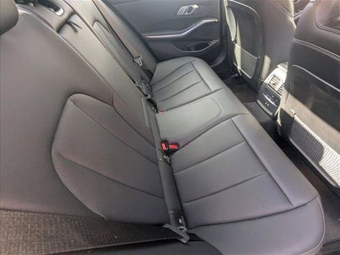 Used 2022 BMW 330i Sedan w/ Driving Assistance Package image 19