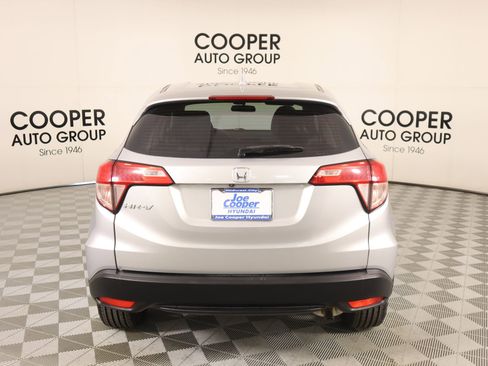 Used 2016 Honda HR-V LX image 18