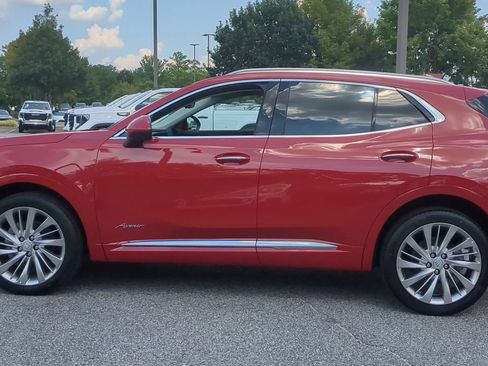 New 2025 Buick Envision Avenir image 5