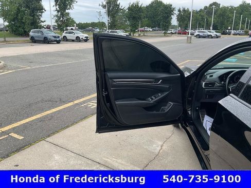 Used 2020 Honda Accord Sport image 14