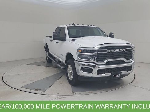 New 2026 RAM 2500 Big Horn AWD/4WD image 4