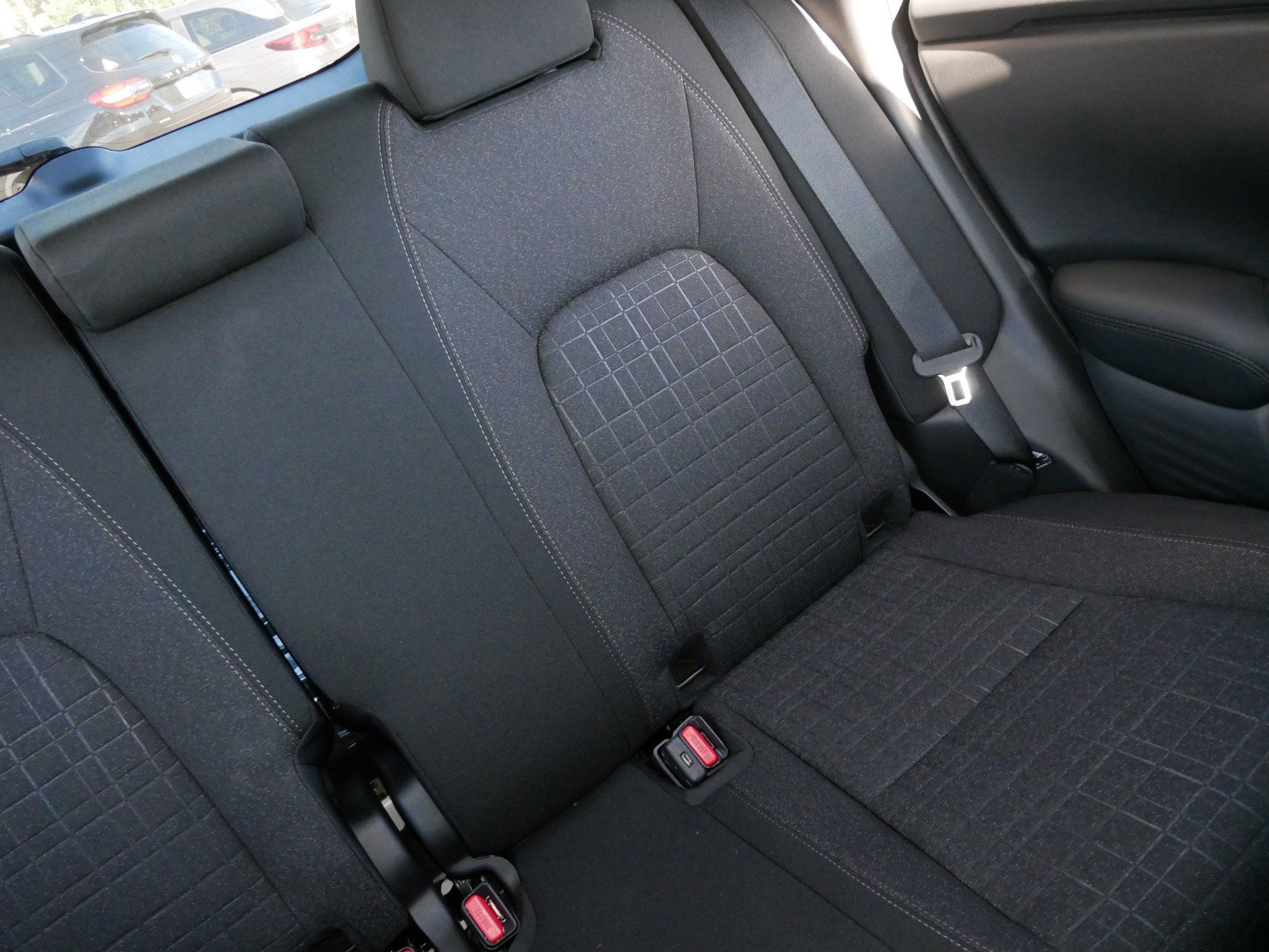 Used 2027 Honda HR-V LX image 14