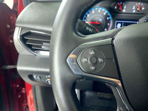 Used 2019 Chevrolet Traverse LT image 11