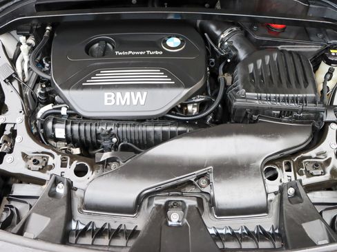 Used 2017 BMW X1 xDrive28i AWD/4WD image 40