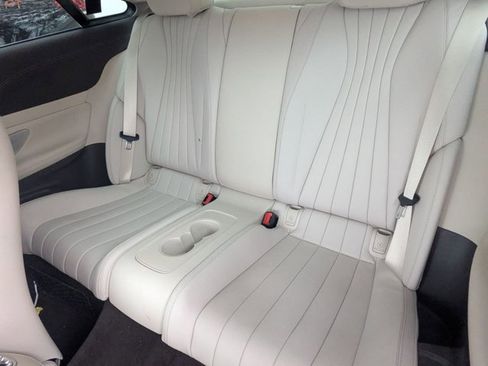 Used 2018 Mercedes-Benz E 400 Coupe image 12