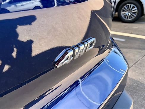 Used 2025 Nissan Pathfinder SV image 10