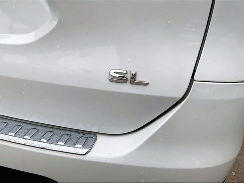 Used 2015 Nissan Rogue SL w/ SL Premium Package image 10