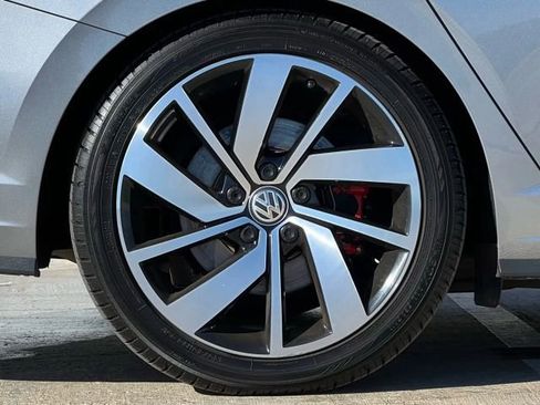 Used 2019 Volkswagen Jetta GLI Autobahn image 58
