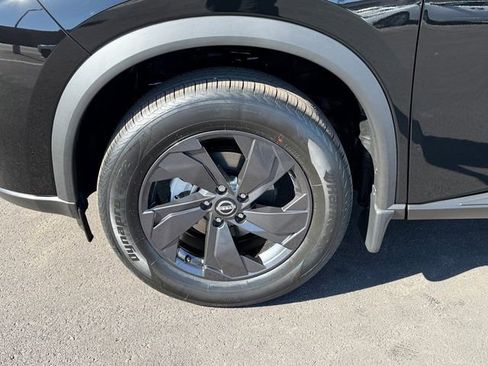 New 2026 Nissan Rogue SV AWD/4WD image 28