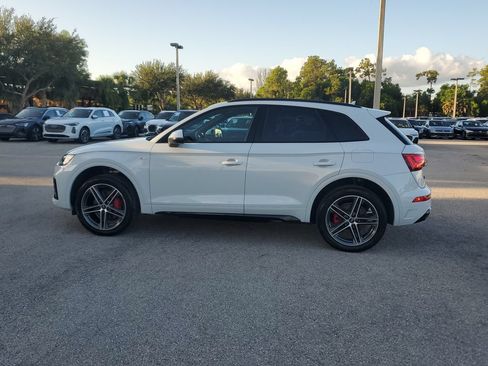 Certified 2025 Audi Q5 e Premium Plus w/ Premium Plus Package AWD/4WD image 8