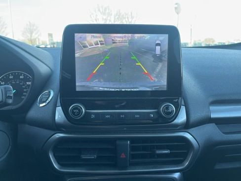 Certified 2021 Ford EcoSport SE image 19