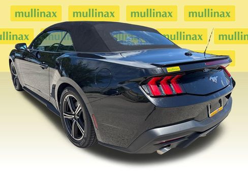 Used 2024 Ford Mustang Premium image 10