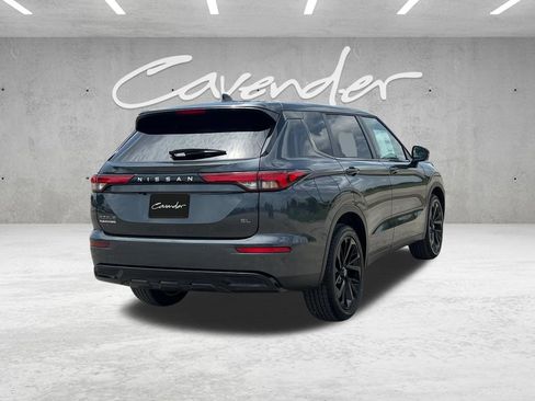 New 2026 Nissan Rogue SL AWD/4WD image 17
