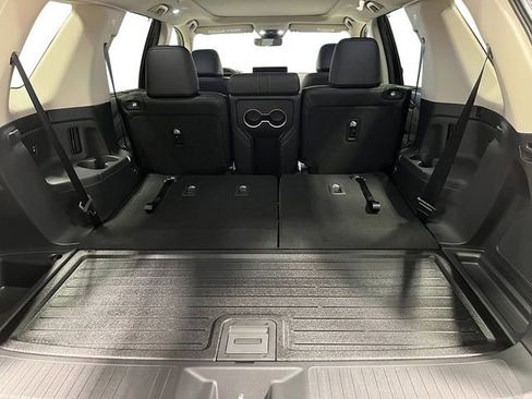 New 2026 Honda Pilot Touring image 24