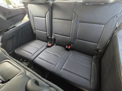 Used 2022 Chevrolet Tahoe LT AWD/4WD image 14