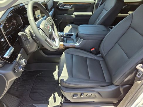 New 2025 GMC Sierra 1500 Elevation w/ Elevation Premium Package image 6