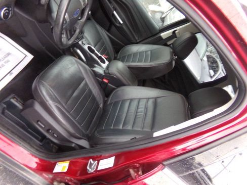 Used 2016 Ford Escape Titanium AWD/4WD image 9