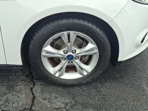 Used 2013 Ford Focus SE FWD image 8
