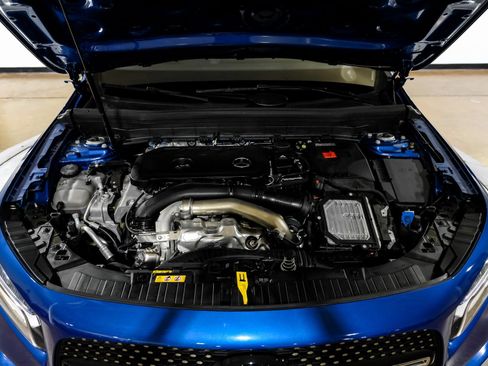 Used 2024 Mercedes-Benz GLB 250 image 47