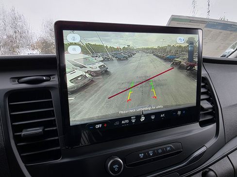 New 2026 Ford Transit 250 148 Medium Roof RWD image 18