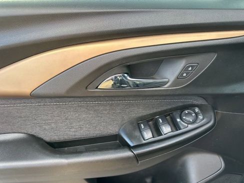 Used 2021 Chevrolet TrailBlazer ACTIV w/ Technology Package image 12