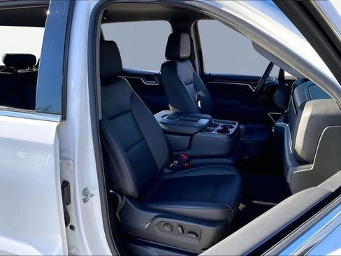 Used 2025 GMC Sierra 1500 SLT image 19