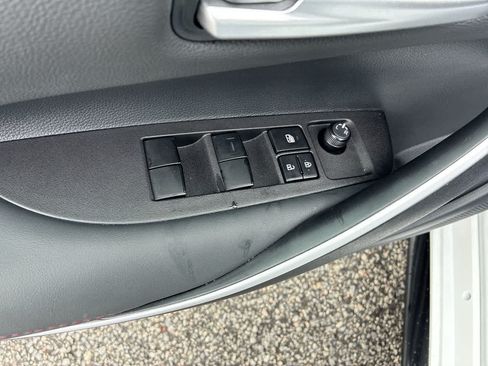 Used 2025 Toyota Corolla SE FWD image 23
