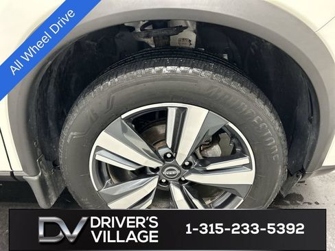 Used 2023 Nissan Rogue SL w/ SL Premium Package AWD/4WD image 8
