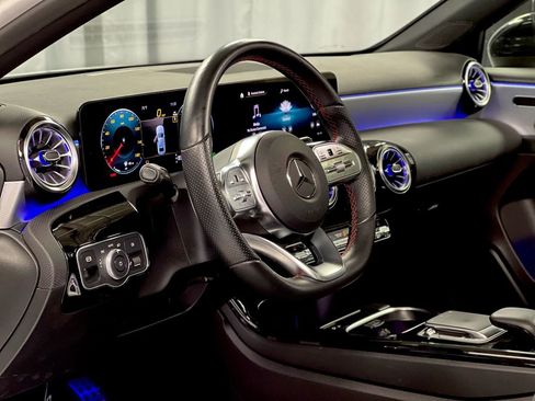 Used 2022 Mercedes-Benz A 220 4MATIC image 16