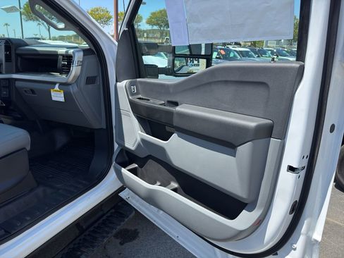 New 2024 Ford F450 XL w/ XL Chrome Package image 15