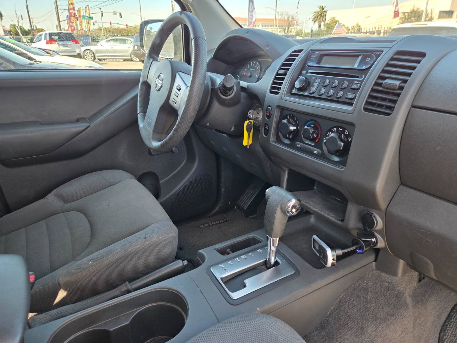 Used 2006 Nissan Frontier XE w/ (G01) XE Preferred Pkg RWD image 11