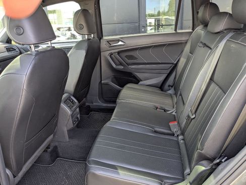 Used 2022 Volkswagen Tiguan SE R-Line AWD/4WD image 13